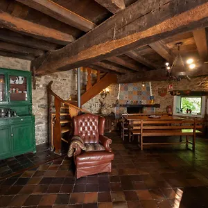 Mujika Etxea , Manurga España