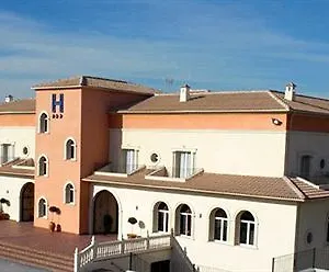 3* Hotel Ciudad Del Renacimiento